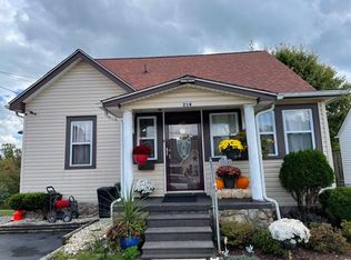 214 Westwood Dr, Beckley, WV