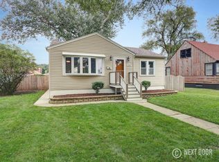 3845 Blanchan Ave, Brookfield, IL 60513