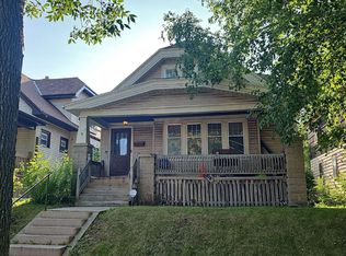 5546 N 42nd St, Milwaukee, WI 53209
