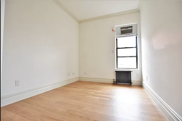 Rented by Compass | media 13