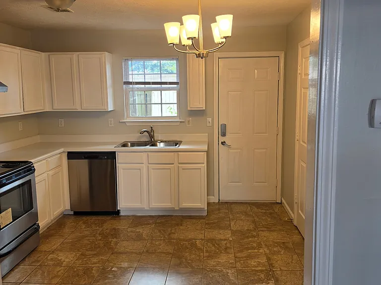 134 Point Place Dr — Photo 25