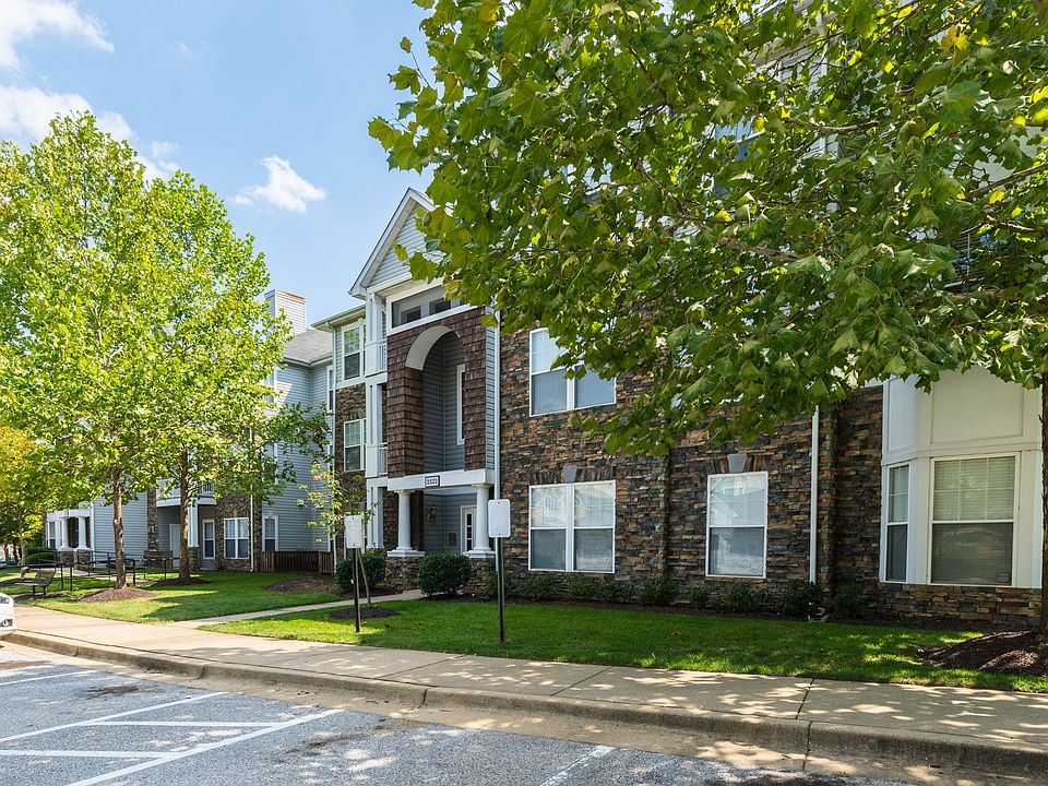 1st image of 3523 Piney Woods Pl APT G002