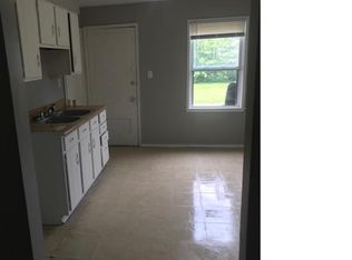 922 N Central Dr, Lorain, OH 44052