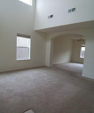 3rd image of 6069 Oleander Ln