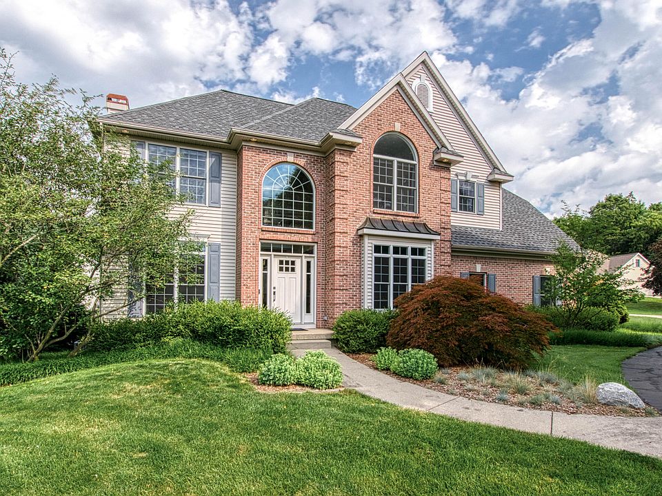 1st image of 1099 Greenwood Forest Ct SE