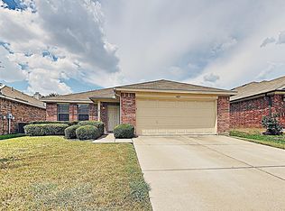 5117 Meridian Ln, Fort Worth, TX 76244