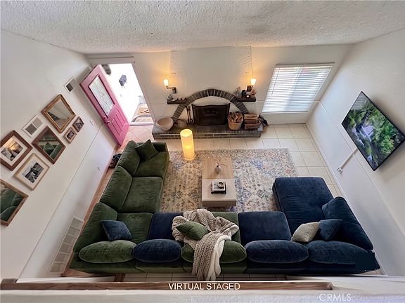 2nd image of 1321 E Lingard St