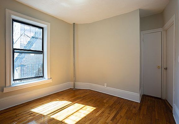 5th image of 153 Vermilyea Ave APT 4A