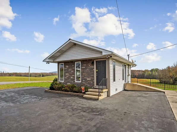 14133 Old Kentucky Rd, Walling, TN 38587