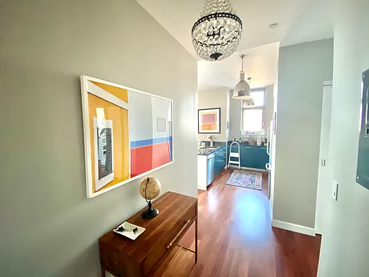 Rented by NY Living Solutions | media 20