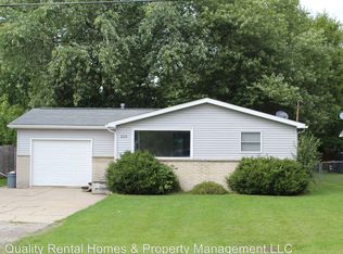 1114 W Stanley Rd, Mount Morris, MI 48458