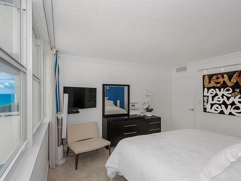 3140 S Ocean Dr #509 — Photo 20