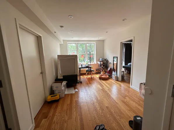 74 Grand Avenue 2I image 3 of 15