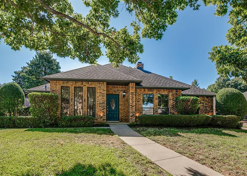 1st image of 2937 Trail Lake Dr