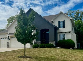 8016 NW Roberts Rd, Weatherby Lake, MO 64152