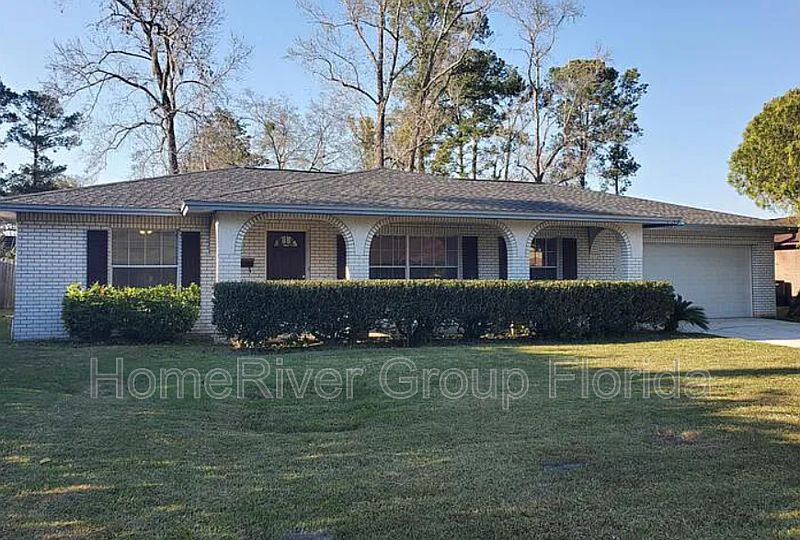 1st image of 4729 Praver Dr S