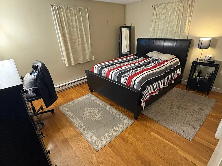92 Sylvia St — Photo 9