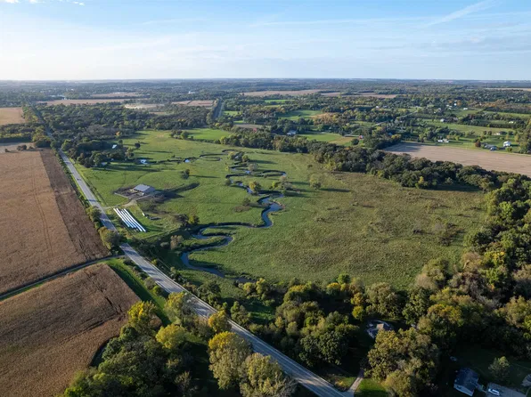 6798 E State Route 72, Stillman Valley, IL 61084