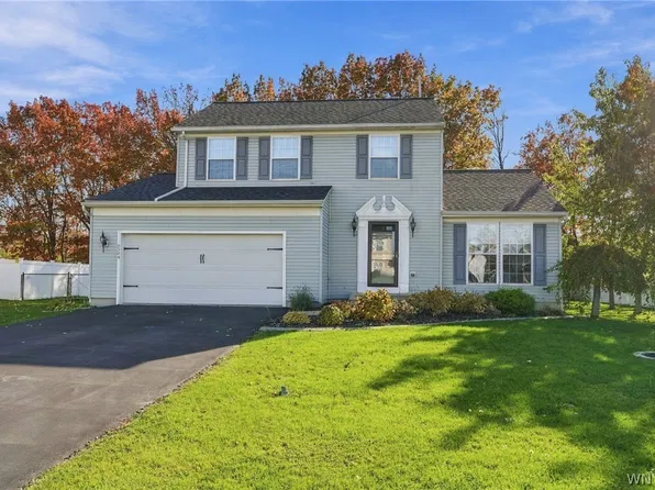 6504 Harvest Ridge Way, Lockport, NY 14094