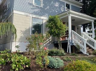 307 NE Graham St, Portland, OR 97212