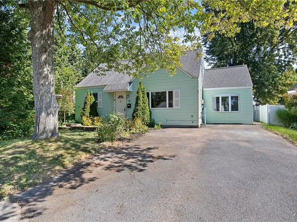 6 Grover St, East Syracuse, NY 13057