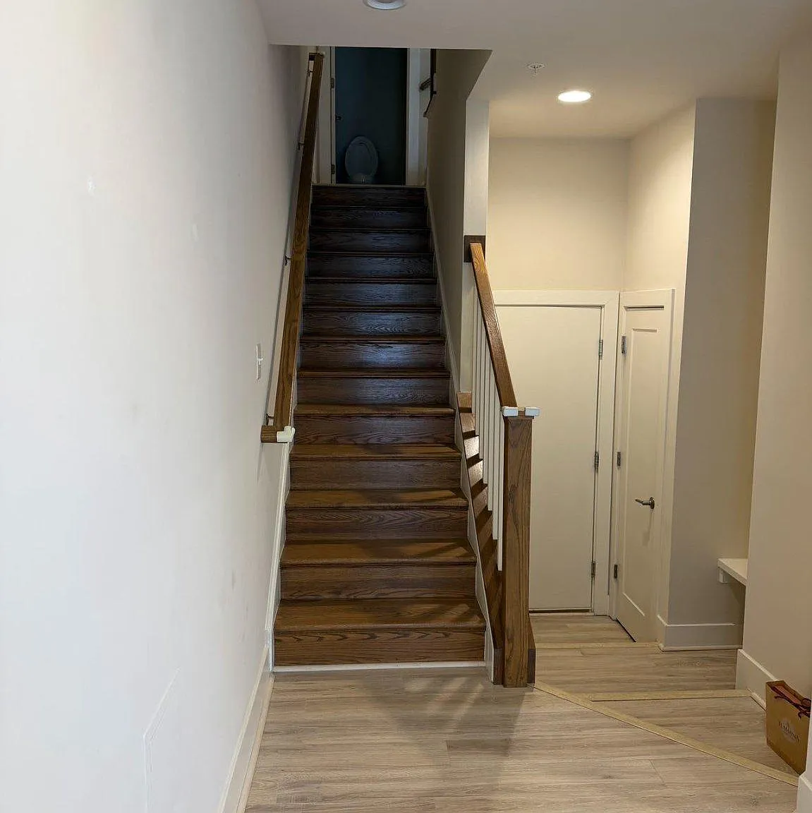 3 bed, 3.5 bath, 2083 sqft, $4,950 — Photo 2