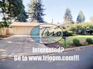 2712 N 21st St, Springfield, OR 97477
