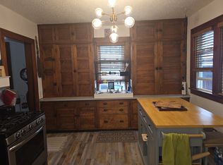 613 W Wisconsin Ave, Appleton, WI 54911