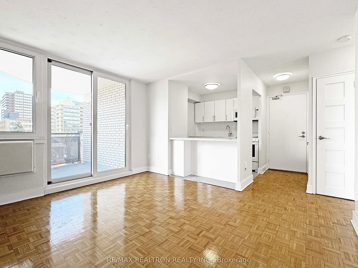Building Photo - 485 Huron St #505