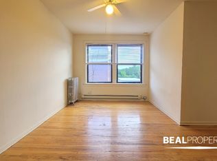 1050 W George St APT 303, Chicago, IL 60657