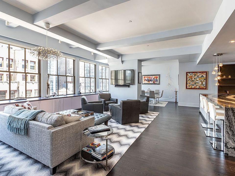 1st image of 130 W 30th St APT 17A
