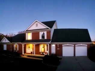 5720 Chapel Heights Ln, Cincinnati, OH