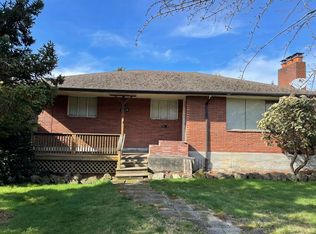 3219 33rd Ave W, Seattle, WA 98199