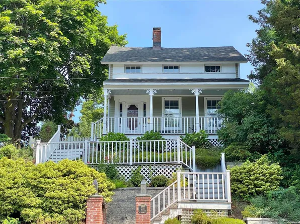 205 E Broadway, Port Jefferson, NY 11777