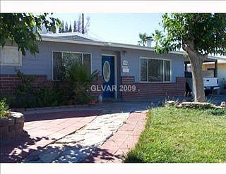 1st image of 705 Cactus Ln