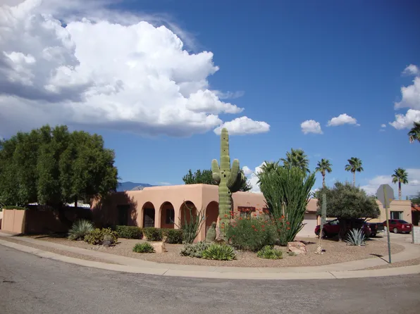 2830 N La Cienega Dr, Tucson, AZ 85715