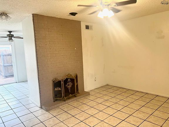 3rd image of 4608 Court De Casita APT 1