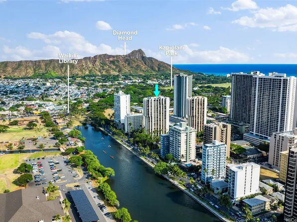 300 Wai Nani Way, Honolulu, HI 96815