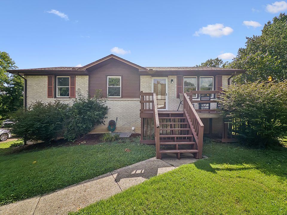 1st image of 127 Lynhurst Cir