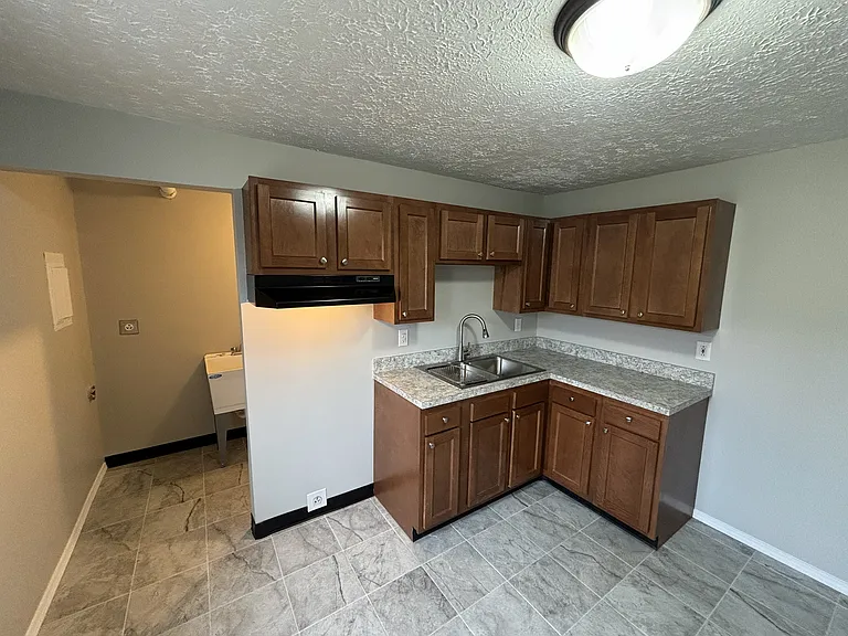 1287 Fillmore Cir — Photo 2