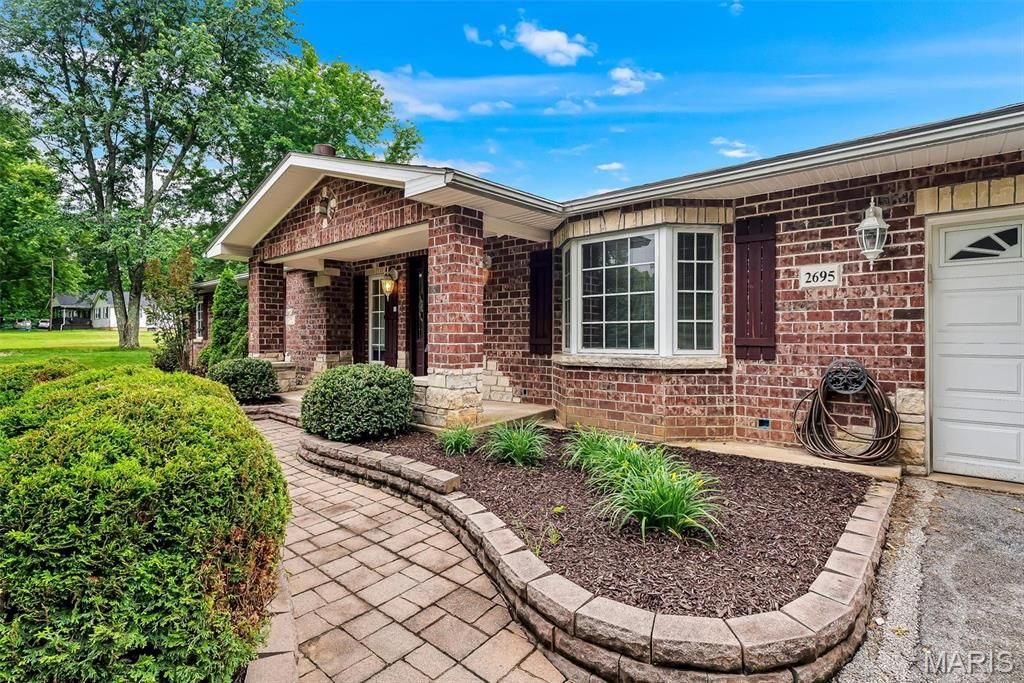 2695 E Rock Creek Rd, Arnold, MO - View 5