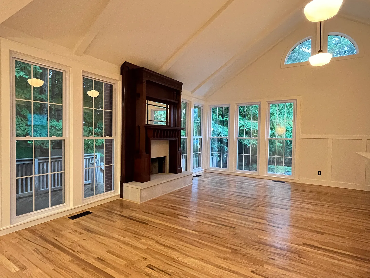 4 bed, 3424 sqft, $5,500 — Photo 4