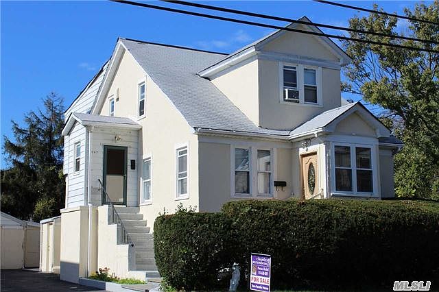 1st image of 547 Oceanpoint Ave
