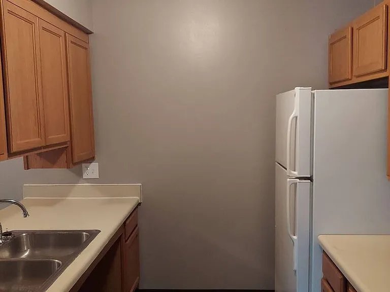 360 Prospect St — Photo 21