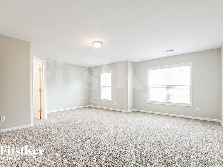 1020 Bridlemine Dr — Photo 10