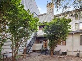 766 Spinnaker Ct, Secaucus, NJ 07094