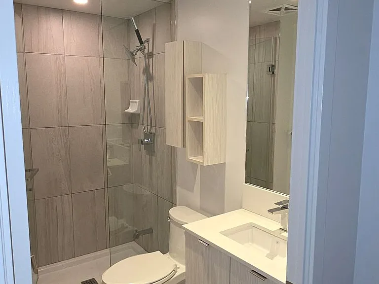 195 Redpath Ave #2212 — Photo 20
