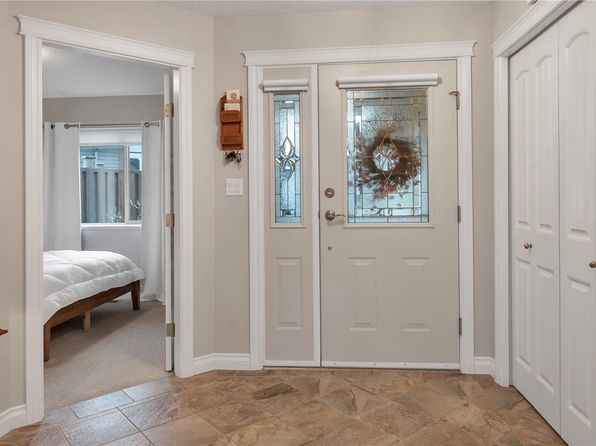 661 Eagle View Pl, Campbell River, BC V9W 0B2