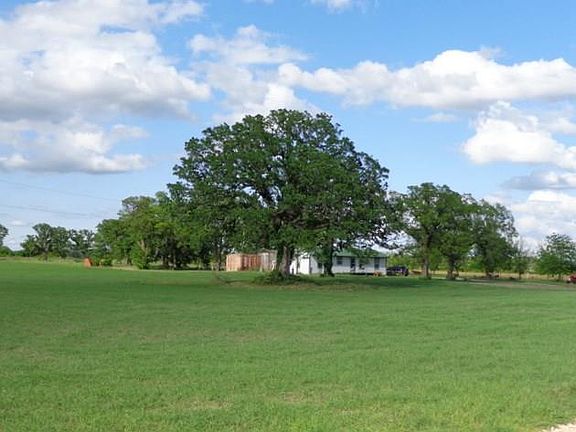 2nd image of 10604 State Highway 36 E