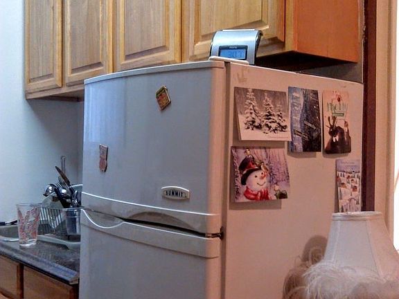 4th image of 16 Dean St APT 3C